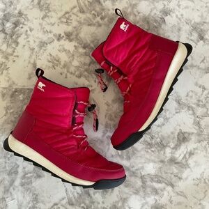 Sorel Womens Whitney II Insulated Waterproof Short Lace Boots